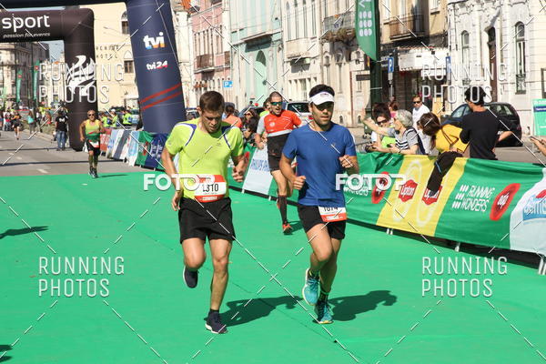 Buy your photos of the eventMeia Maratona Coimbra 2017 on Fotop