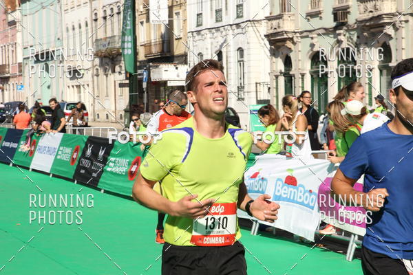 Buy your photos of the eventMeia Maratona Coimbra 2017 on Fotop