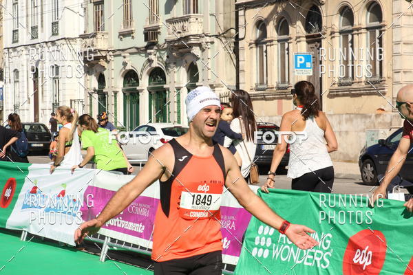 Buy your photos of the eventMeia Maratona Coimbra 2017 on Fotop