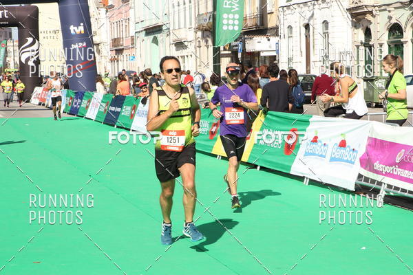 Buy your photos of the eventMeia Maratona Coimbra 2017 on Fotop