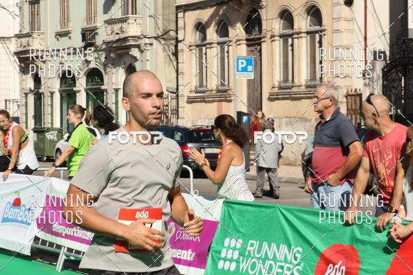 Buy your photos of the eventMeia Maratona Coimbra 2017 on Fotop