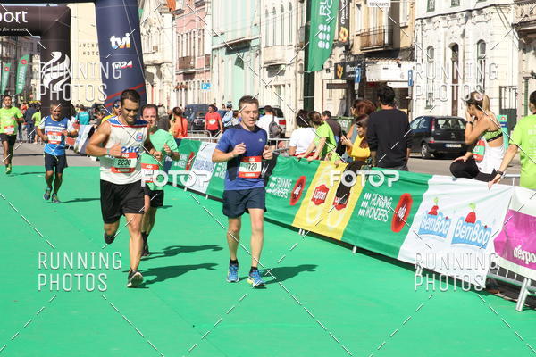Buy your photos of the eventMeia Maratona Coimbra 2017 on Fotop
