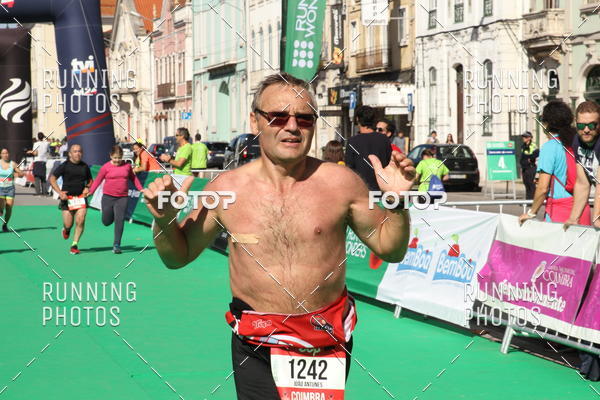 Buy your photos of the eventMeia Maratona Coimbra 2017 on Fotop