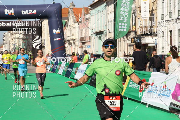 Buy your photos of the eventMeia Maratona Coimbra 2017 on Fotop