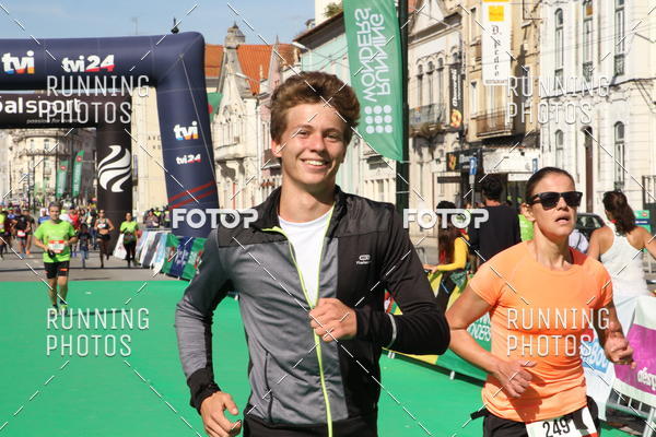 Buy your photos of the eventMeia Maratona Coimbra 2017 on Fotop