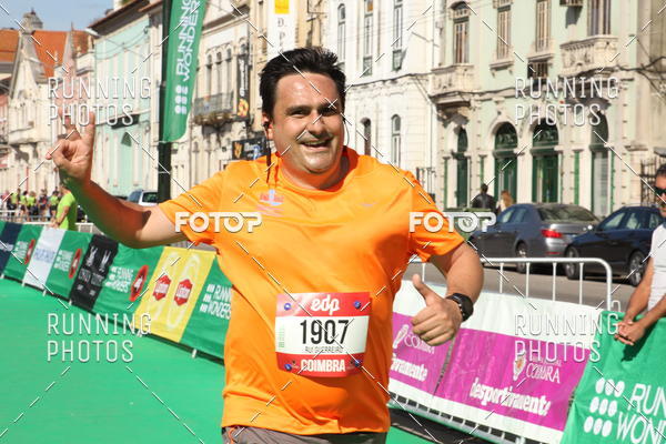 Buy your photos of the eventMeia Maratona Coimbra 2017 on Fotop