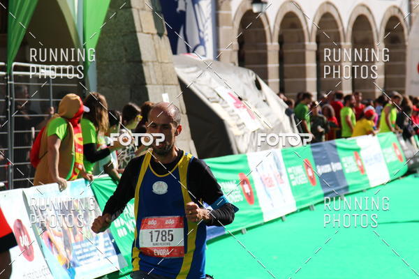 Buy your photos of the eventMeia Maratona vora 2017 on Fotop