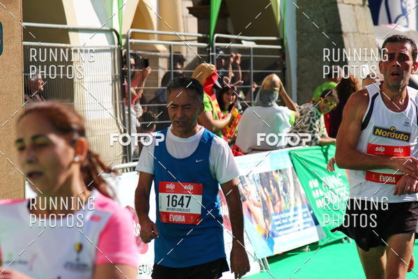 Buy your photos of the eventMeia Maratona vora 2017 on Fotop