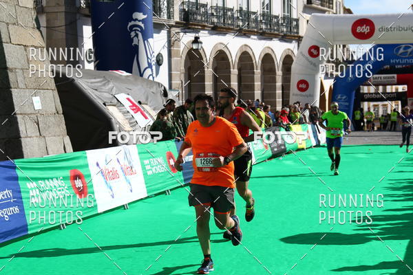 Buy your photos of the eventMeia Maratona vora 2017 on Fotop