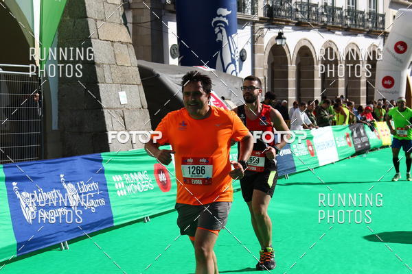 Buy your photos of the eventMeia Maratona vora 2017 on Fotop