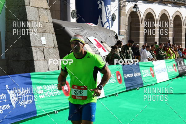 Buy your photos of the eventMeia Maratona vora 2017 on Fotop