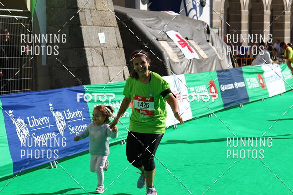 Buy your photos of the eventMeia Maratona vora 2017 on Fotop