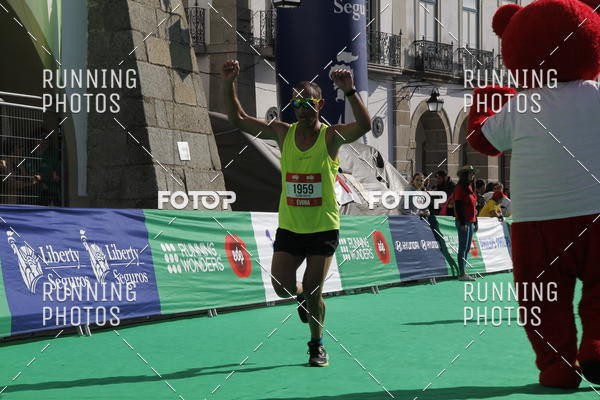 Buy your photos of the eventMeia Maratona vora 2017 on Fotop