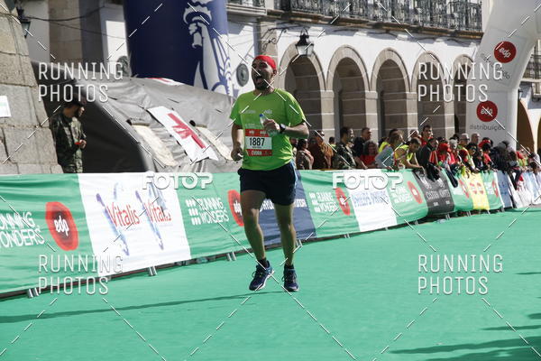 Buy your photos of the eventMeia Maratona vora 2017 on Fotop