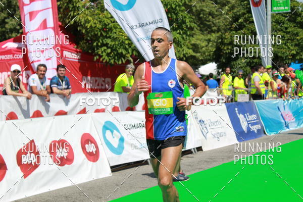 Buy your photos of the eventMeia Maratona Guimares 2016 on Fotop