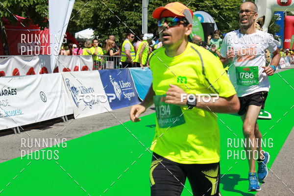 Buy your photos of the eventMeia Maratona Guimares 2016 on Fotop
