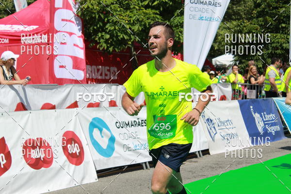 Buy your photos of the eventMeia Maratona Guimares 2016 on Fotop