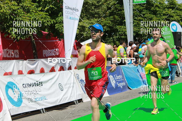 Buy your photos of the eventMeia Maratona Guimares 2016 on Fotop