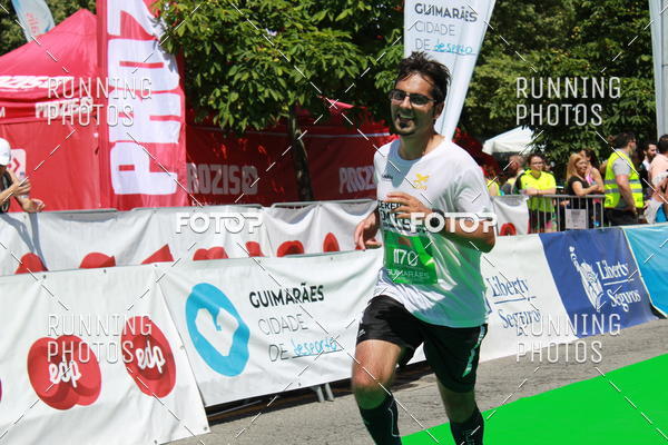 Buy your photos of the eventMeia Maratona Guimares 2016 on Fotop
