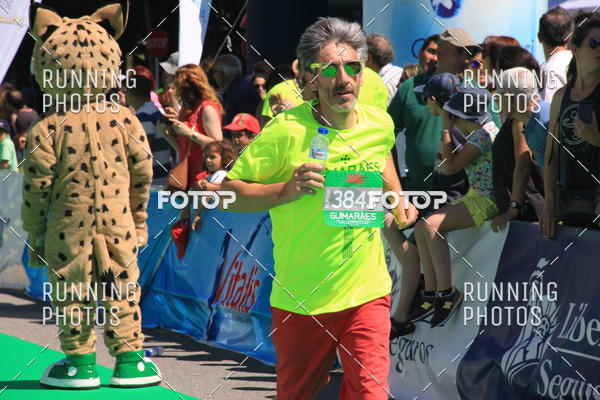 Buy your photos of the eventMeia Maratona Guimares 2016 on Fotop