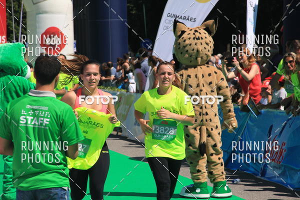 Buy your photos of the eventMeia Maratona Guimares 2016 on Fotop