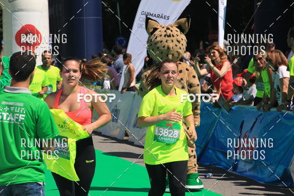 Buy your photos of the eventMeia Maratona Guimares 2016 on Fotop
