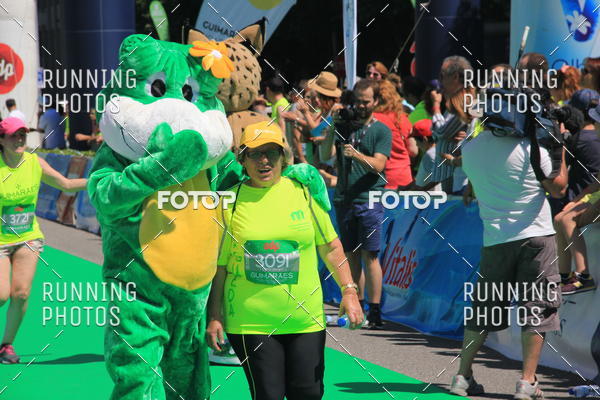 Buy your photos of the eventMeia Maratona Guimares 2016 on Fotop