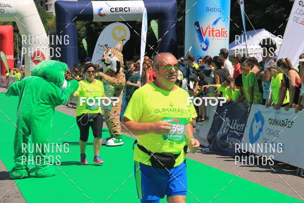 Buy your photos of the eventMeia Maratona Guimares 2016 on Fotop