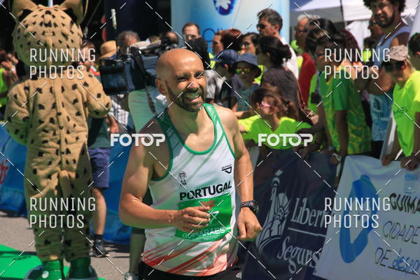 Buy your photos of the eventMeia Maratona Guimares 2016 on Fotop
