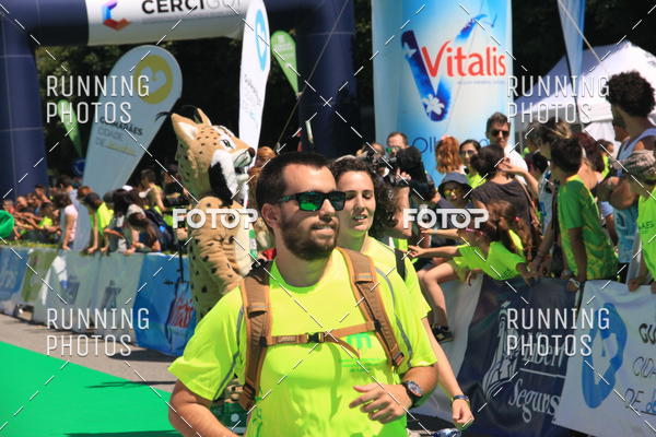 Buy your photos of the eventMeia Maratona Guimares 2016 on Fotop