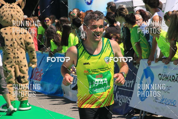 Buy your photos of the eventMeia Maratona Guimares 2016 on Fotop