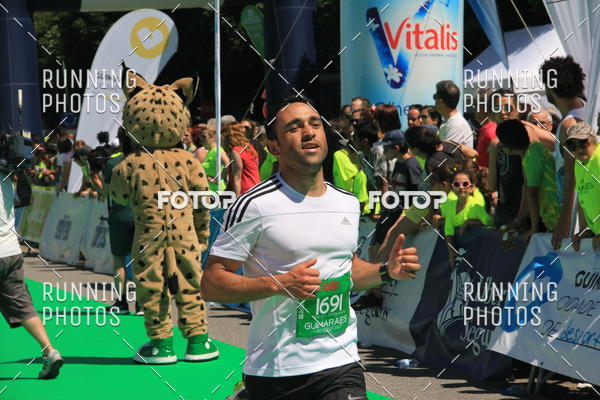 Buy your photos of the eventMeia Maratona Guimares 2016 on Fotop