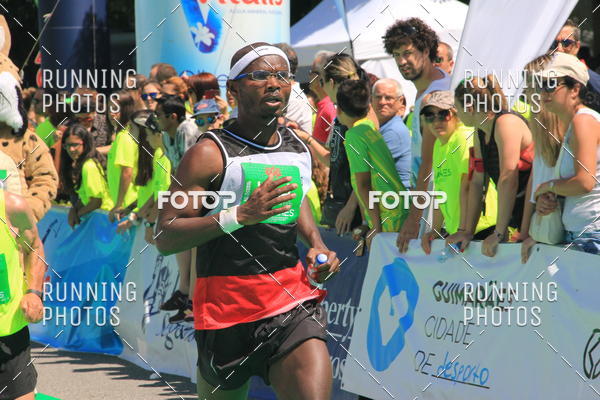 Buy your photos of the eventMeia Maratona Guimares 2016 on Fotop
