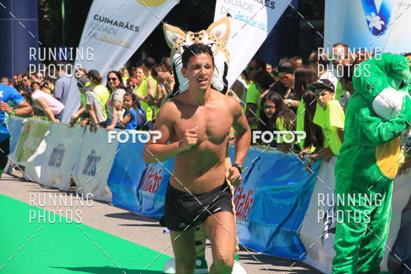 Buy your photos of the eventMeia Maratona Guimares 2016 on Fotop