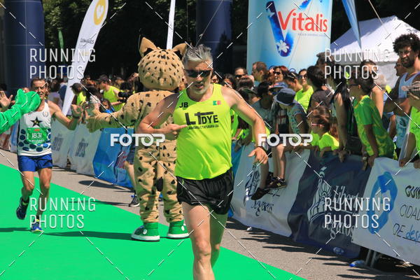 Buy your photos of the eventMeia Maratona Guimares 2016 on Fotop