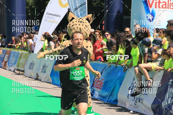 Buy your photos of the eventMeia Maratona Guimares 2016 on Fotop