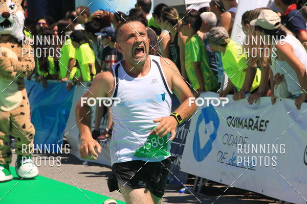 Buy your photos of the eventMeia Maratona Guimares 2016 on Fotop