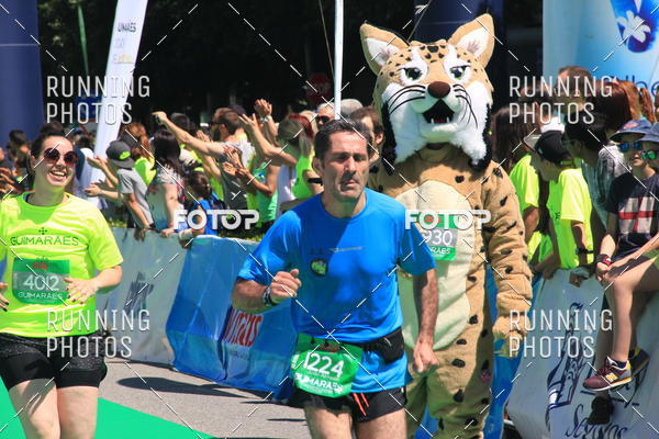 Buy your photos of the eventMeia Maratona Guimares 2016 on Fotop