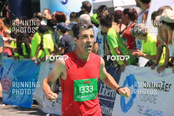 Buy your photos of the eventMeia Maratona Guimares 2016 on Fotop