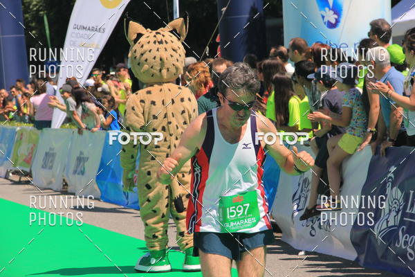 Buy your photos of the eventMeia Maratona Guimares 2016 on Fotop