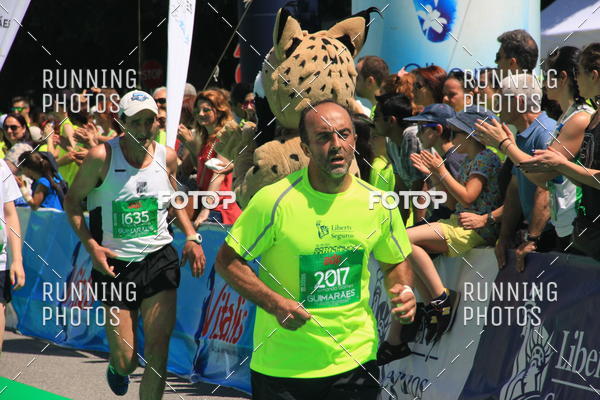 Buy your photos of the eventMeia Maratona Guimares 2016 on Fotop