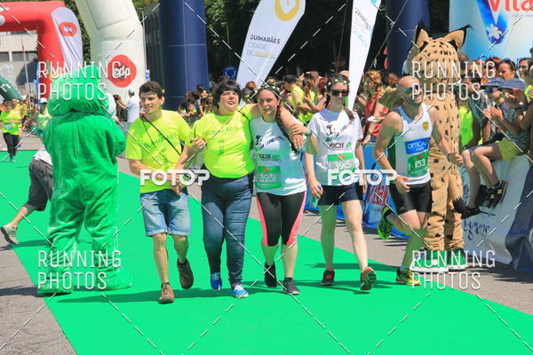Buy your photos of the eventMeia Maratona Guimares 2016 on Fotop