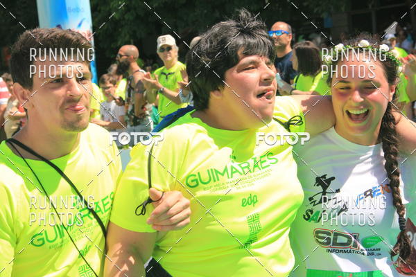 Buy your photos of the eventMeia Maratona Guimares 2016 on Fotop