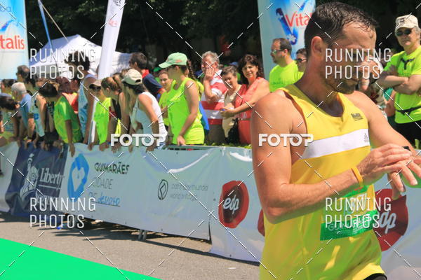 Buy your photos of the eventMeia Maratona Guimares 2016 on Fotop