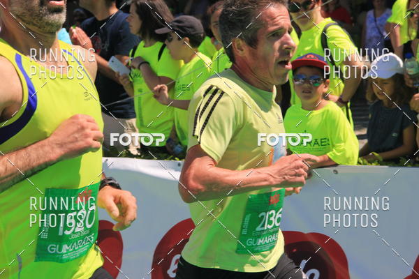 Buy your photos of the eventMeia Maratona Guimares 2016 on Fotop