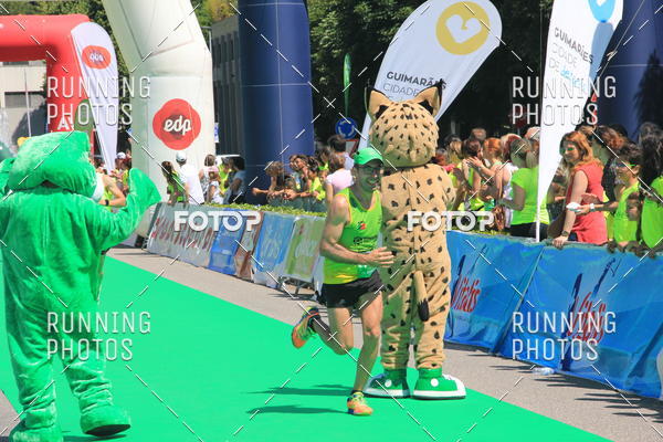 Buy your photos of the eventMeia Maratona Guimares 2016 on Fotop