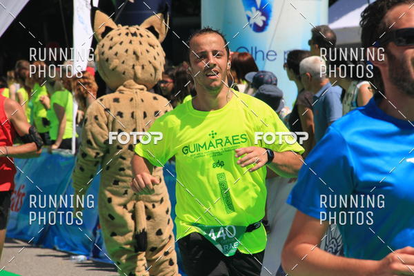 Buy your photos of the eventMeia Maratona Guimares 2016 on Fotop