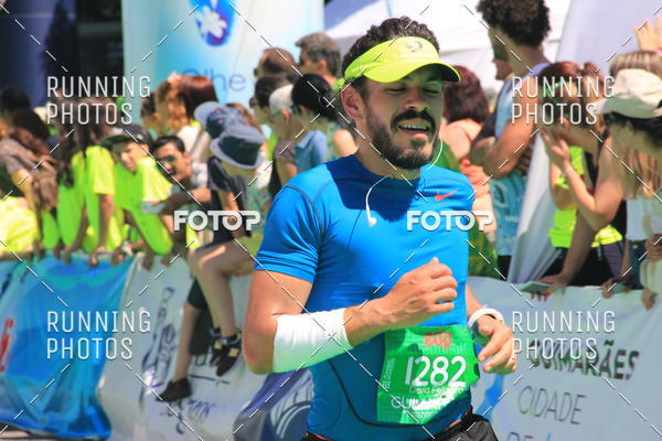 Buy your photos of the eventMeia Maratona Guimares 2016 on Fotop
