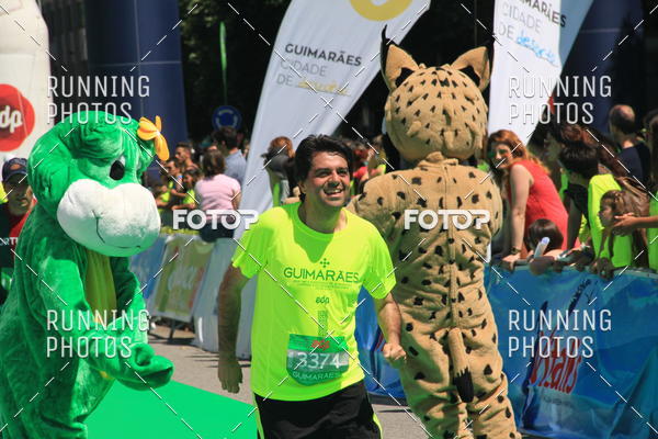 Buy your photos of the eventMeia Maratona Guimares 2016 on Fotop