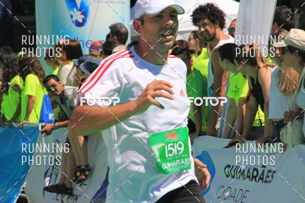 Buy your photos of the eventMeia Maratona Guimares 2016 on Fotop